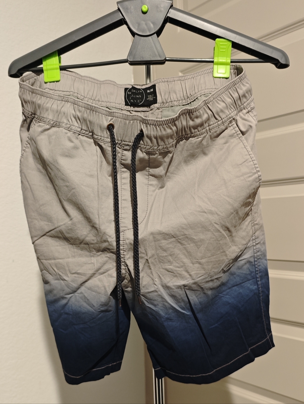 Brooklyn Calling NYC Men's Elastic Drawstring Casual Shorts Beige / Blue Size M